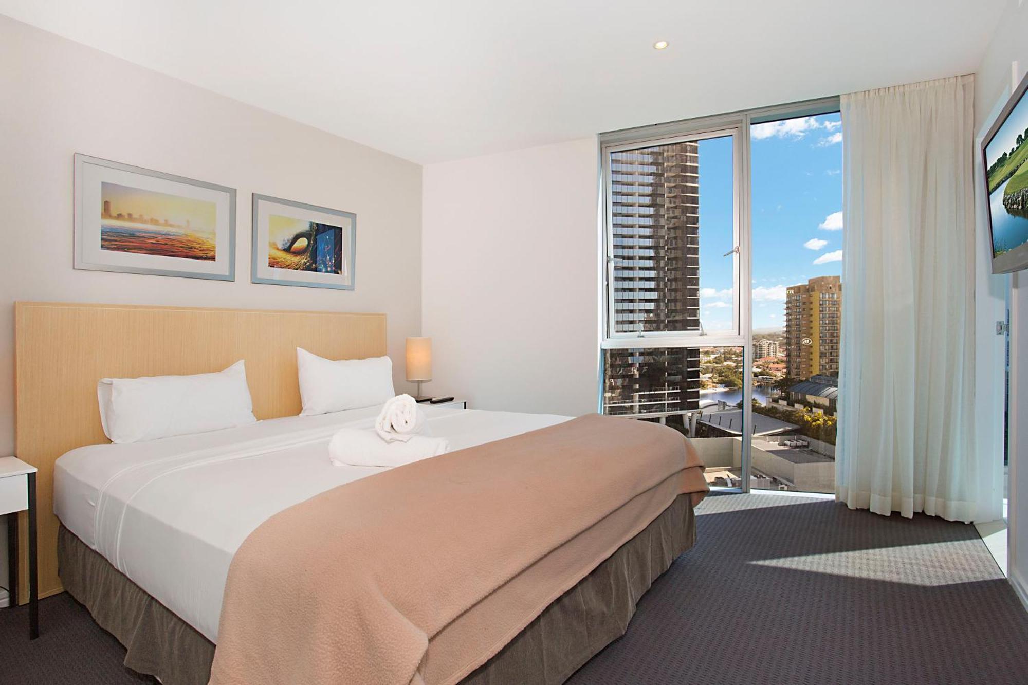Number 1 H Residences - Wifi, Parking & More By Gold Coast Holidays Bagian luar foto