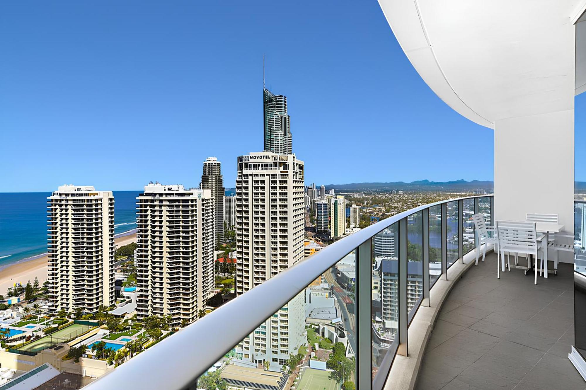 Number 1 H Residences - Wifi, Parking & More By Gold Coast Holidays Bagian luar foto