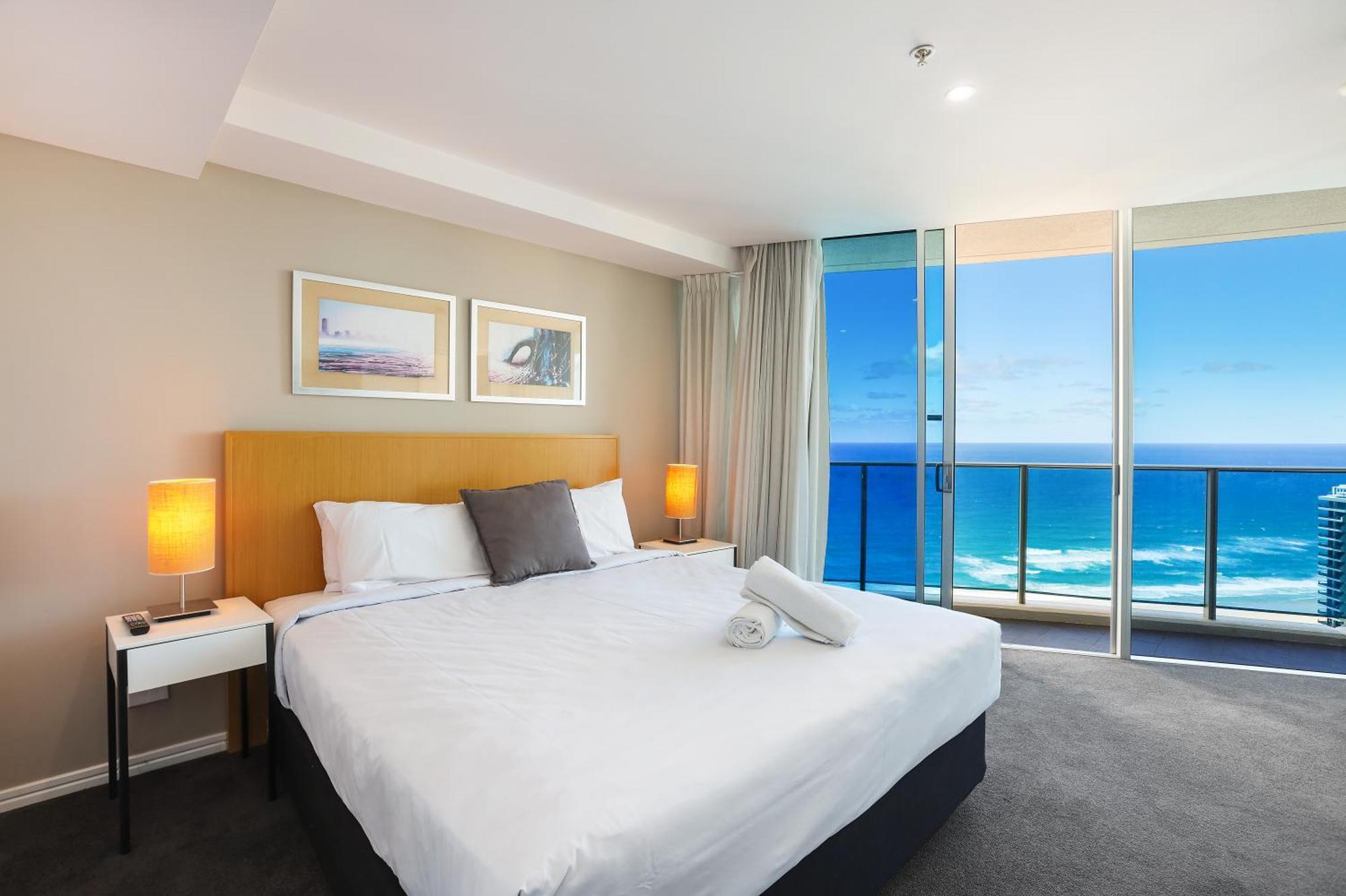 Number 1 H Residences - Wifi, Parking & More By Gold Coast Holidays Bagian luar foto