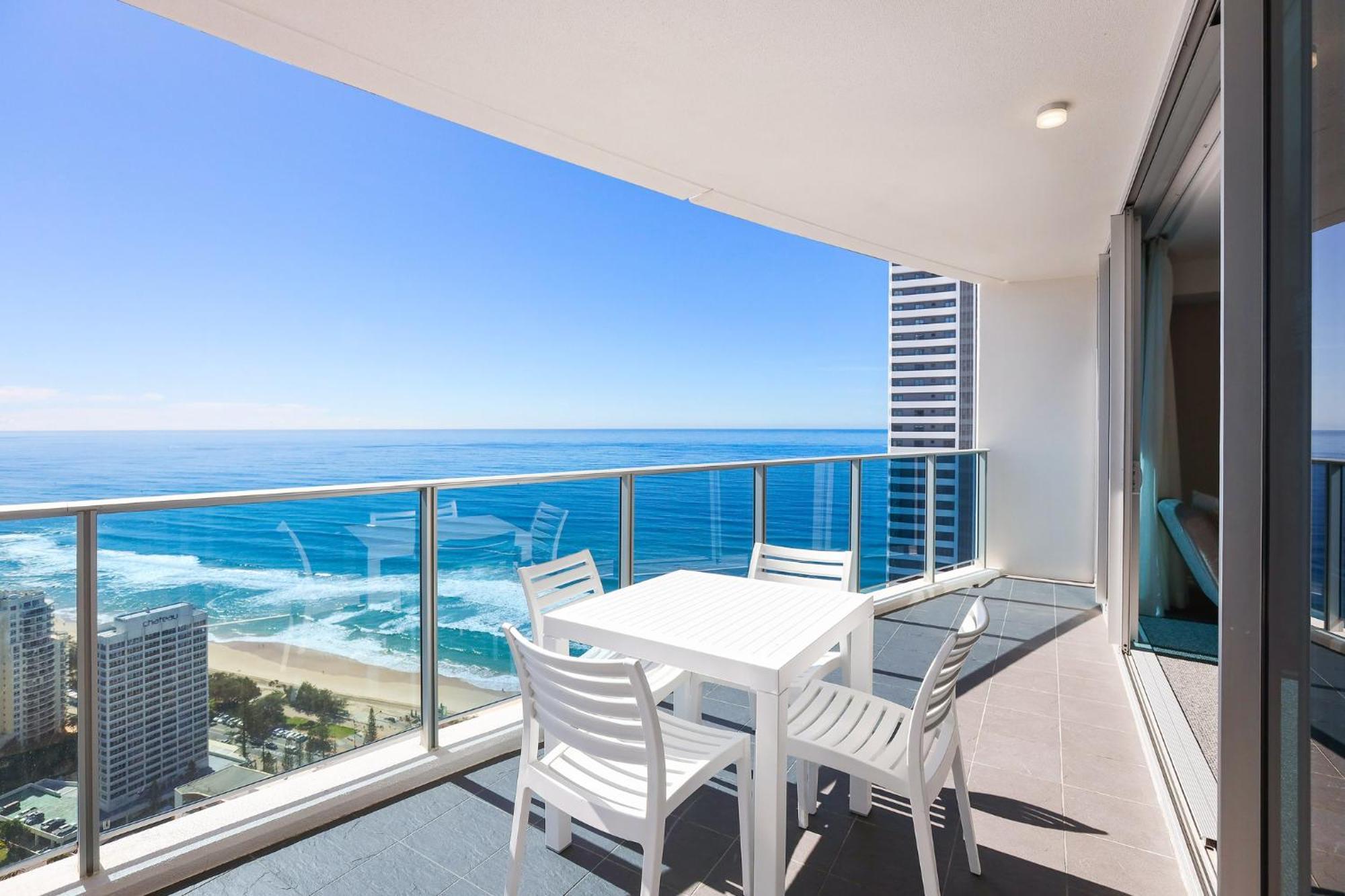 Number 1 H Residences - Wifi, Parking & More By Gold Coast Holidays Bagian luar foto